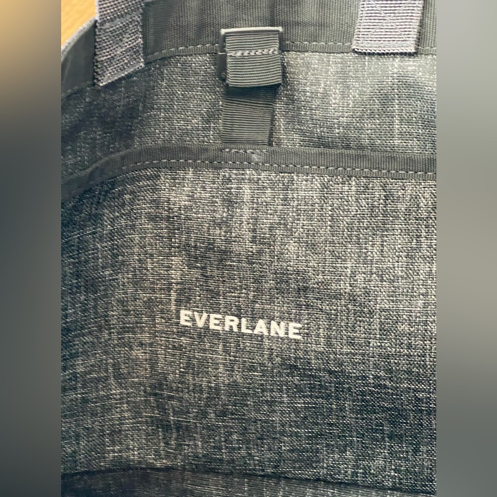Everlane tote bag. NWOT, never used. - Picture 4 of 5
